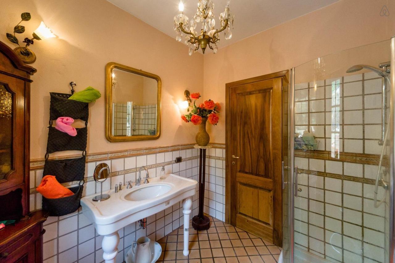 Room In Villa - Room In The Hills With Garden And Sea View San Salvatore (Genoa) Exterior foto